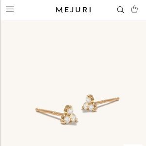 Mejuri 14k gold mini lotus studs- sapphire